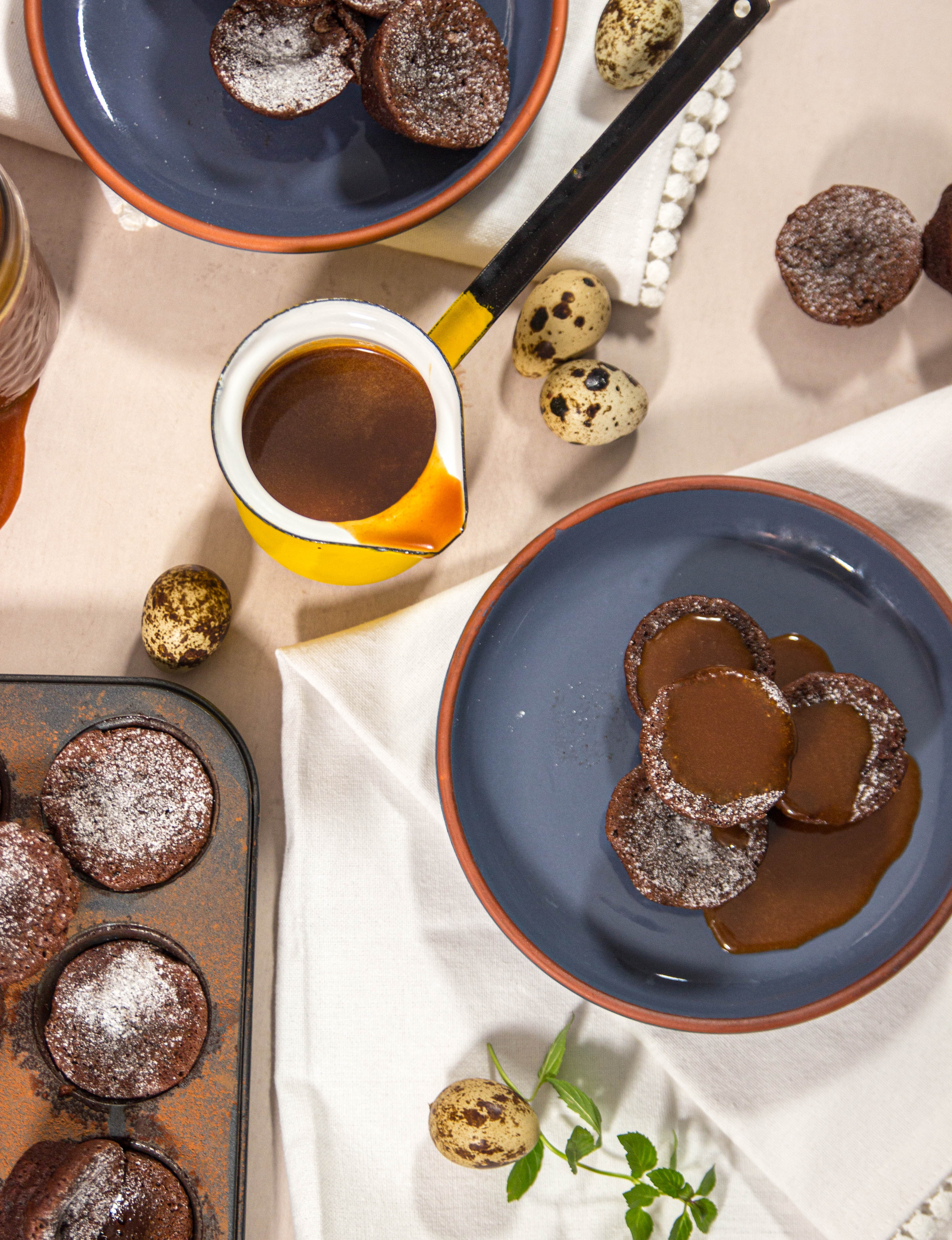 mini brownies on plate and in tray