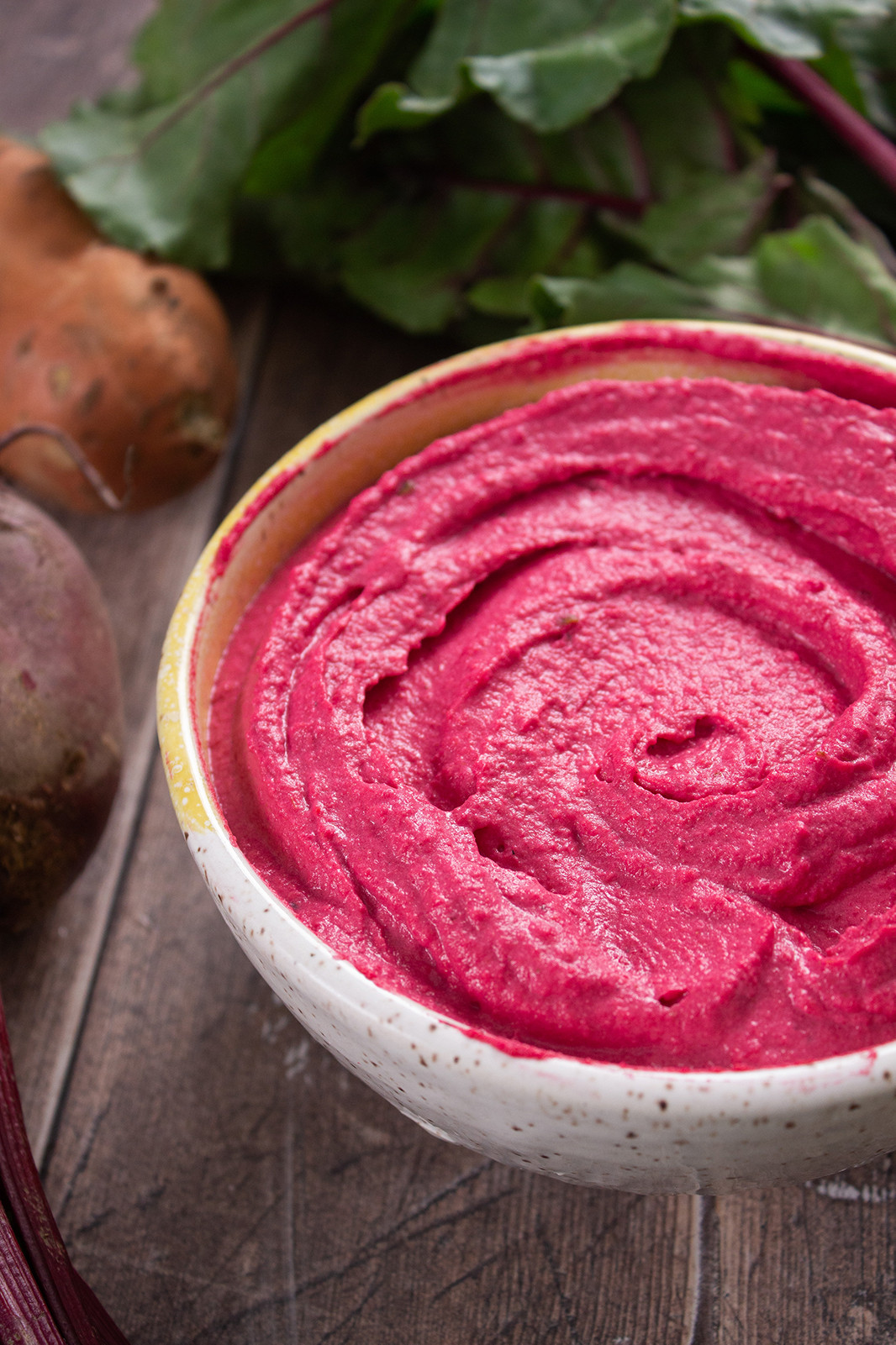 beet hummus